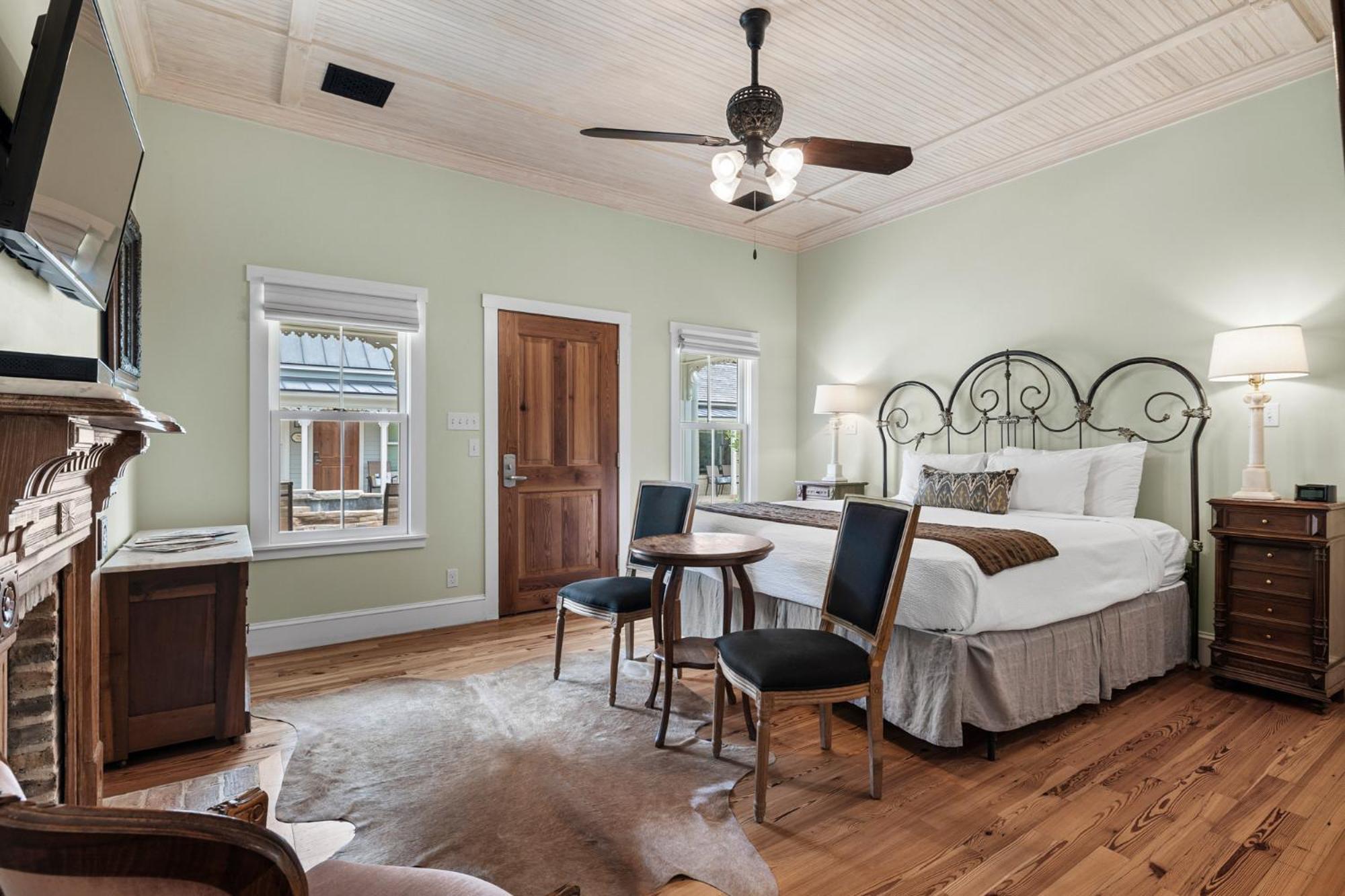 Blacksmith Quarters Hotel